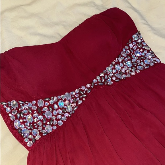 Red strapless formal dress - Picture 3 of 5